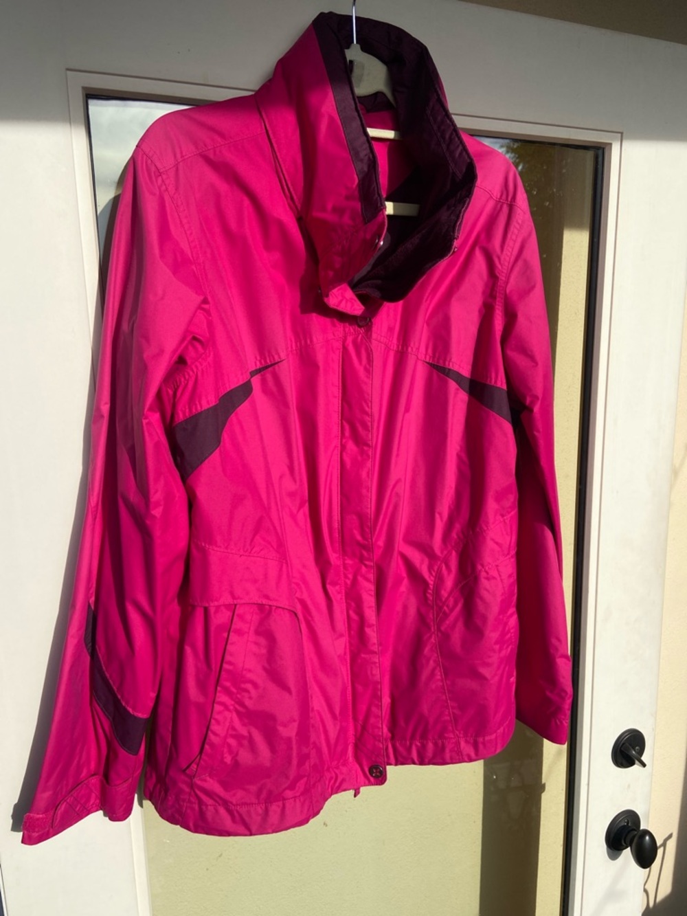 Women’s Fuchsia Shell Jacket - Lightweight Jacket